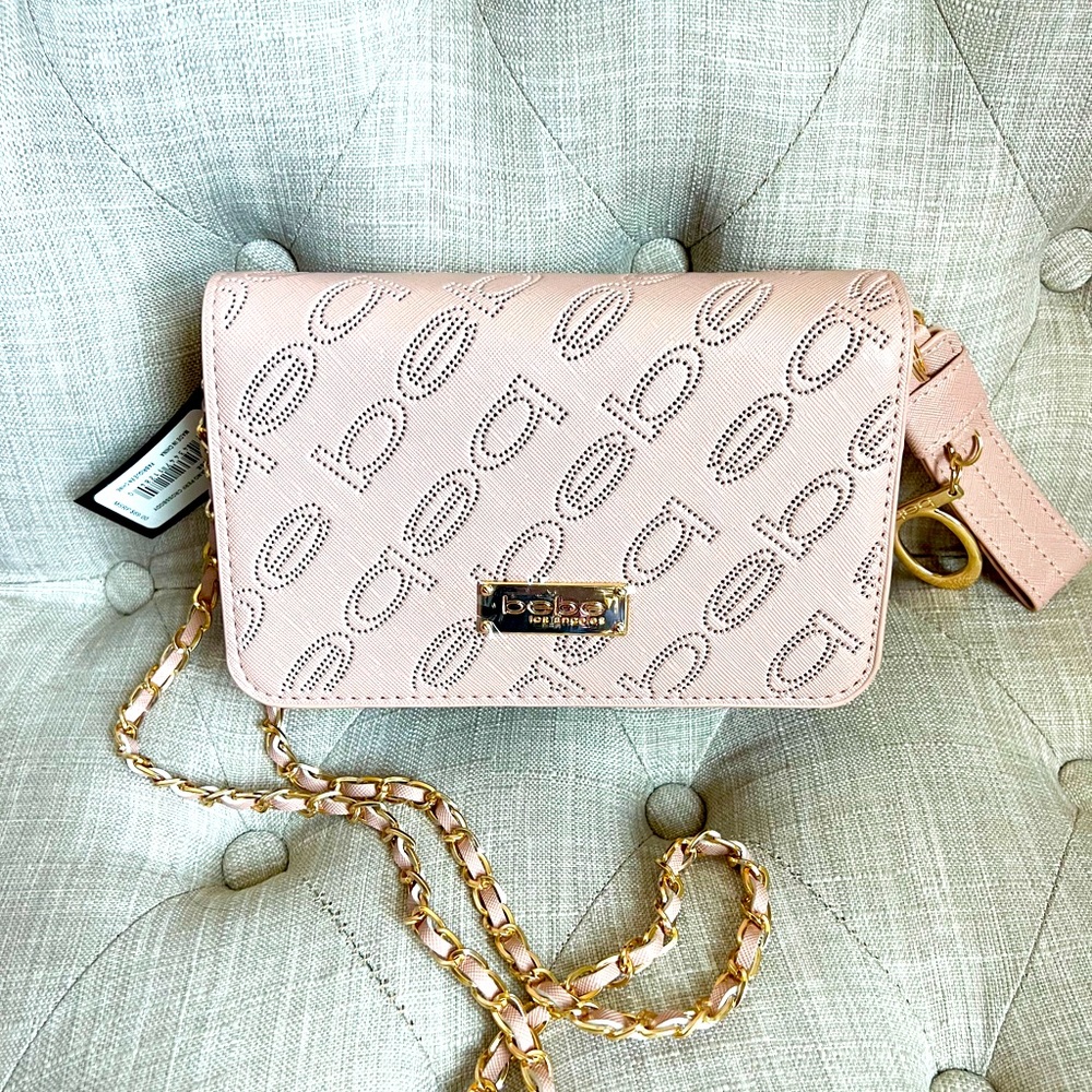 Trendy bebe crossbody. Super cute blush pink.